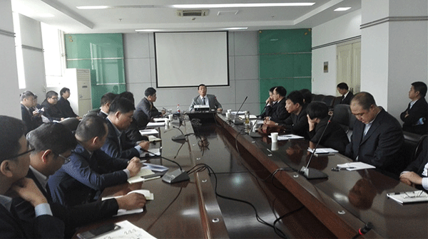 西瑪電機(jī)凝聚力量，統(tǒng)一思想，堅定信念，振奮精神。