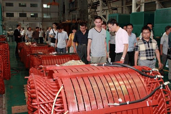 西安泰富西瑪高效節(jié)能電機(jī)在石油化工企業(yè)節(jié)能應(yīng)用。