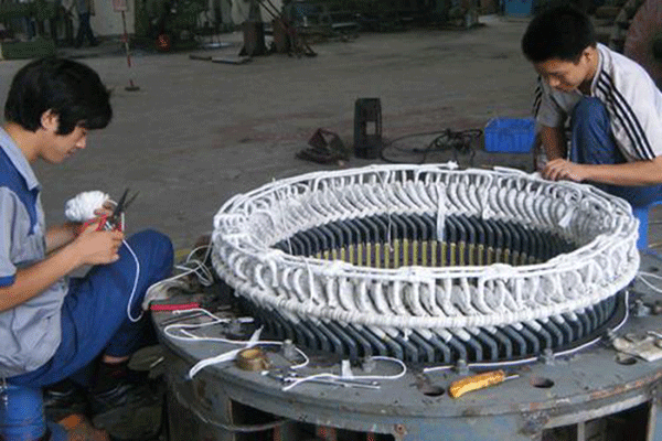 西安西瑪高壓電機(jī)外殼帶電的主要原因和過(guò)程解析。