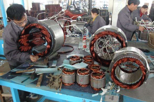 西安泰富西瑪電機(jī)技術(shù)人員與您分享電機(jī)大修后的影響。