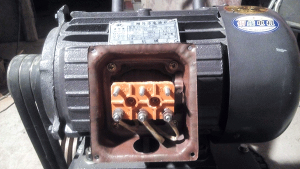 淺談西安泰富西瑪三相異步電動(dòng)機(jī)的基本原理。