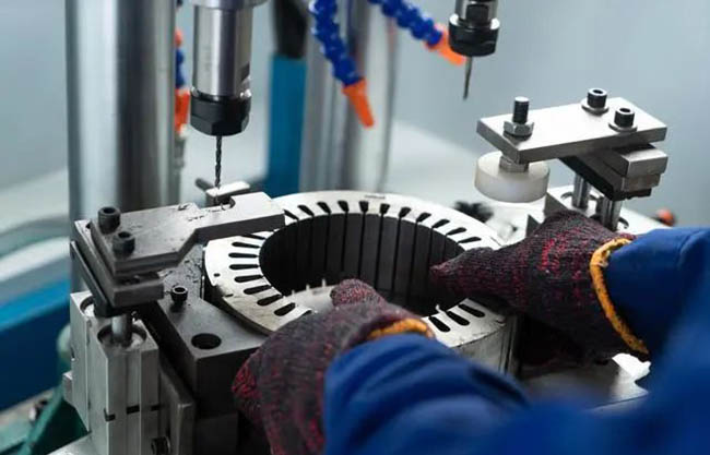 3種減輕電機重量和提高效率的方法？